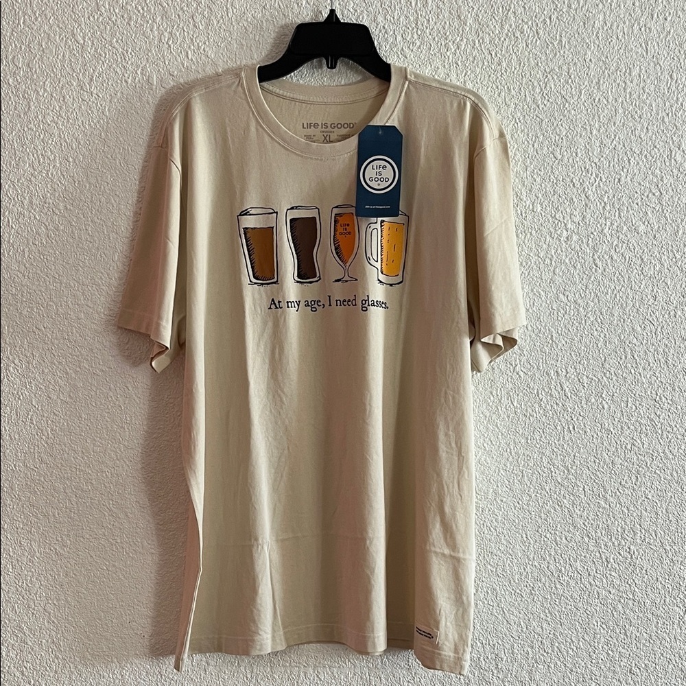 Life Is Good Men's Beige Graphic Tee